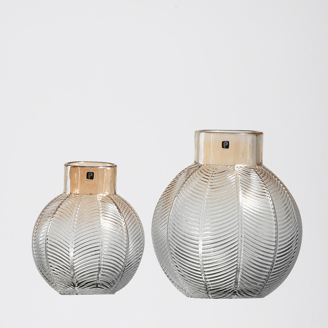 Hot selling Glassware round ball transparent glass floral flower vase for home decoration