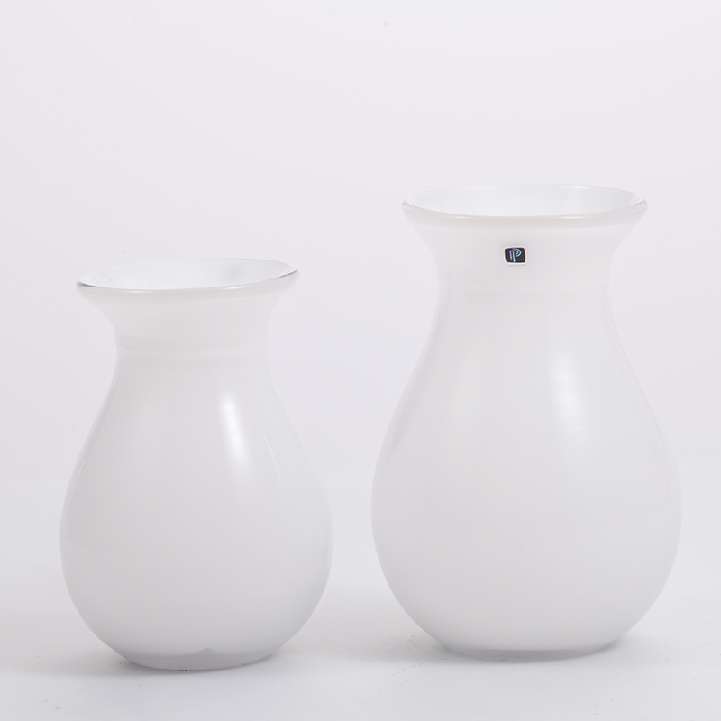 The ice crack pattern hot sell design heavy duty glass flower vase for home decoration factory directly supply