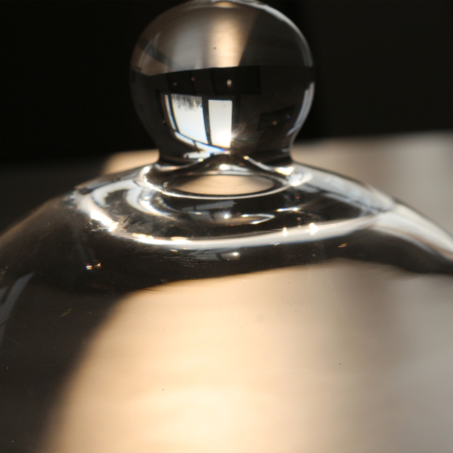 Promotional Straight glass cake stand dustproof dessert display stand