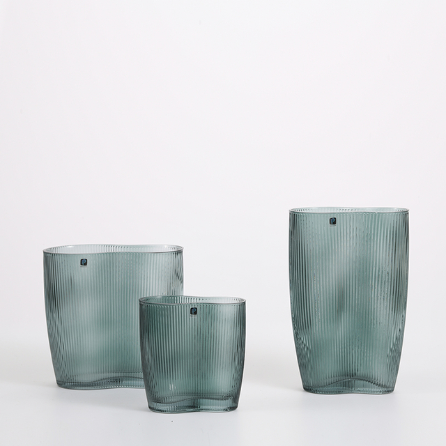 High quality glassware small mouth vertical strip glass vase design decorative glass flower vase Chinese manufacture