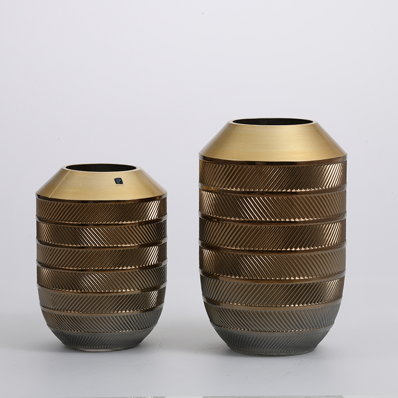 European classic style for home decoration Luxury flower glass bottle vase manufacture supply
