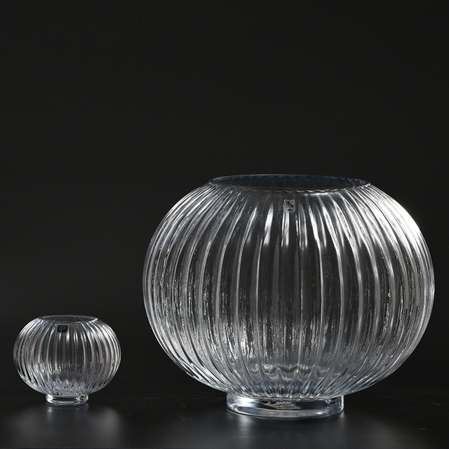 Hand-blown glassware round ball design creative transparent glass flower vase