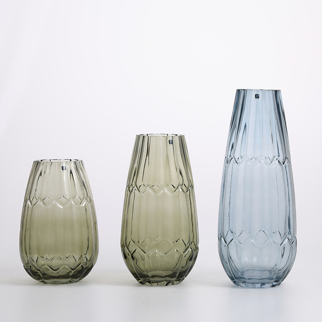 Transparent grey glassware with simple design and nature mouth glass flower vase Chinese factory supply