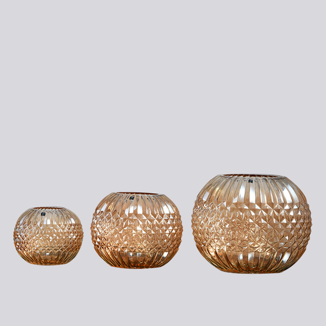 Heavy duty high quality amber luxury glass vase with vertical strip glass flower vase Chinese manufacture