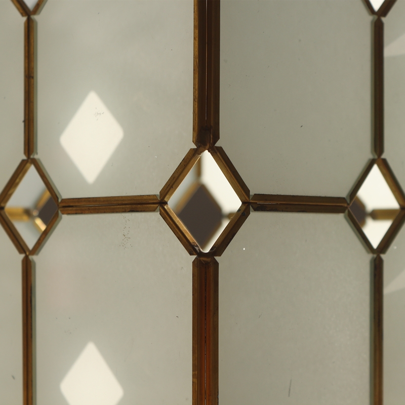 New design metal bronze frame white glass lens terrarium with high quality