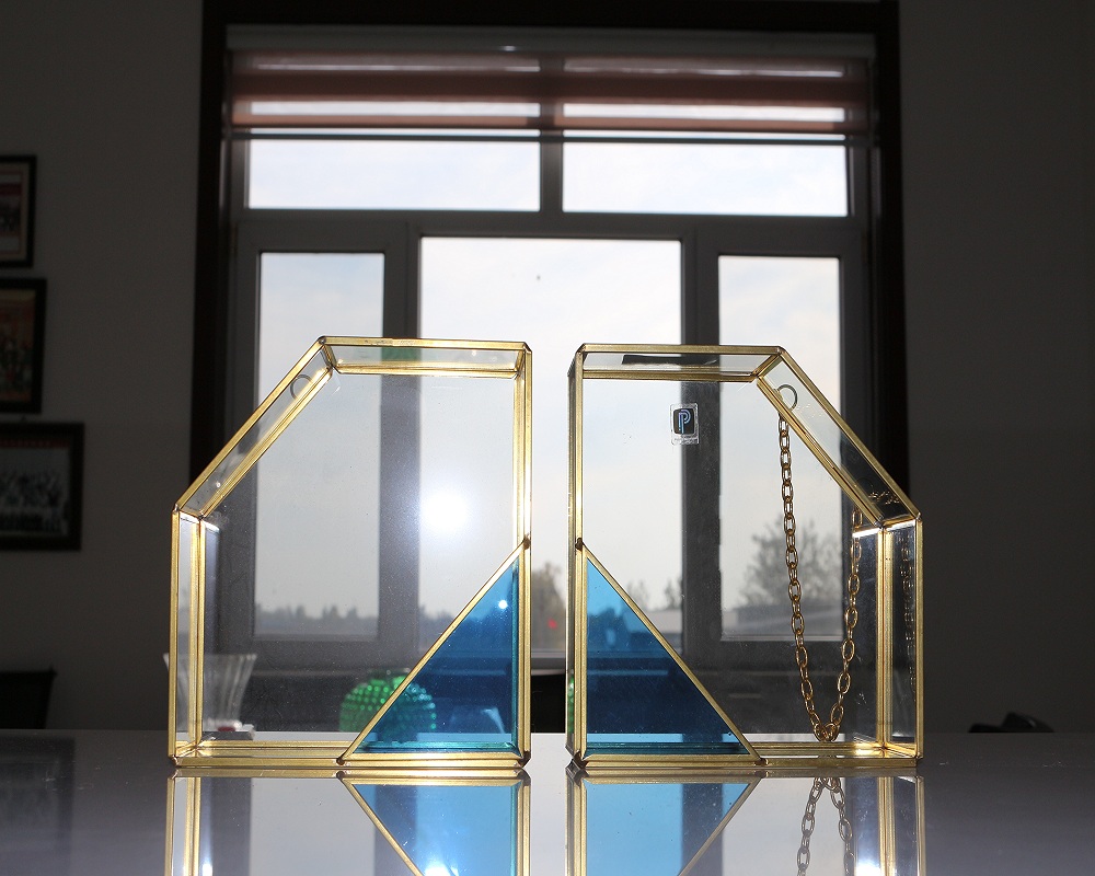 Factory direct geometric terrarium micro landscape decoration container