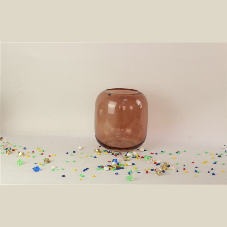 Famous Chinese Trademark Creative art hand blown oval shaoe design unique glass vases