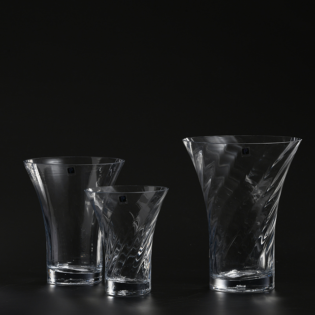 Classic Style Clear Tall Flower Plant Bud Decorative Recycled Glass Vase for Wedding/Christmas