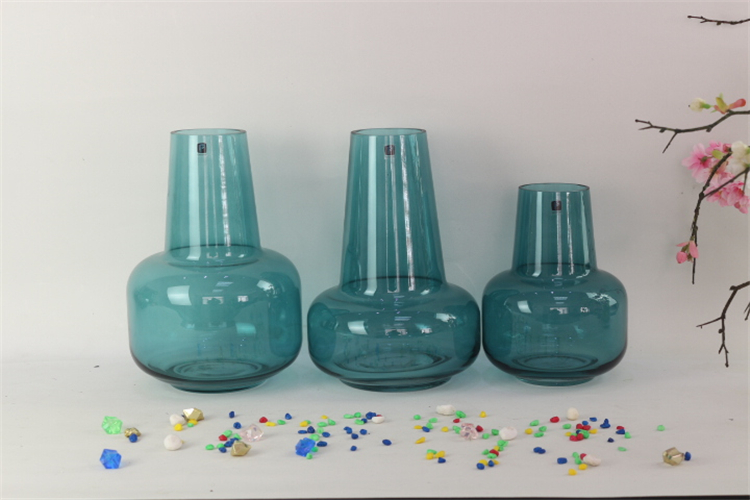 Wholesale custom size home decoration modern colorful translucent glass vase