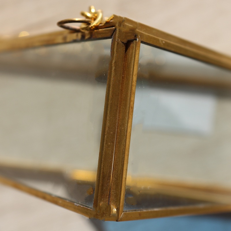 Triangle shape factory promotion terrarium living room decoration