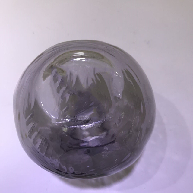 Customized Wave Long Neck Single Flower Glass Vase With Decoration