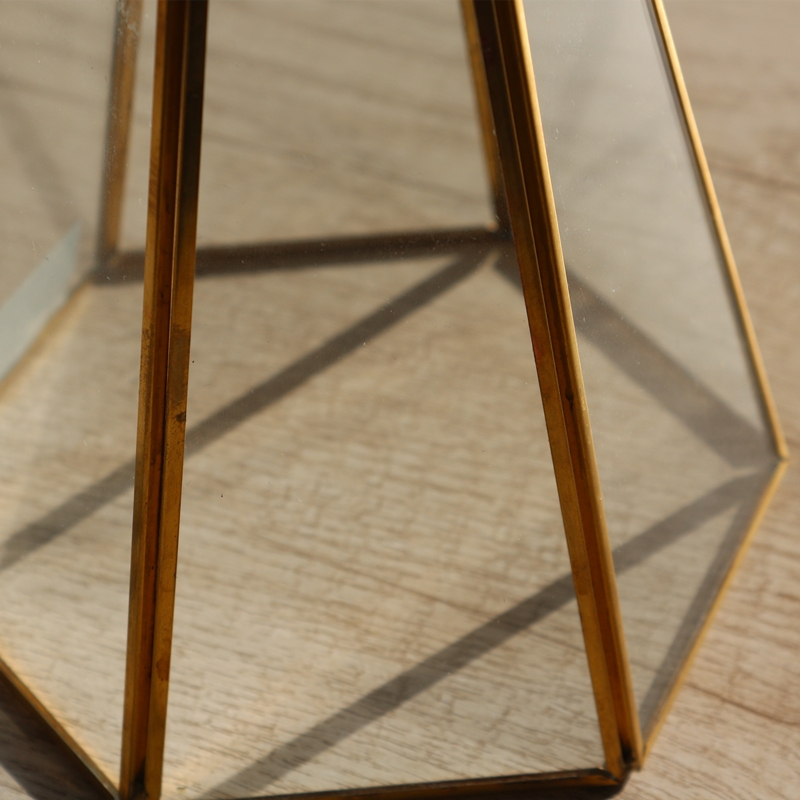 New design Scandinavian style geometric vase ornaments with good quality terrarium